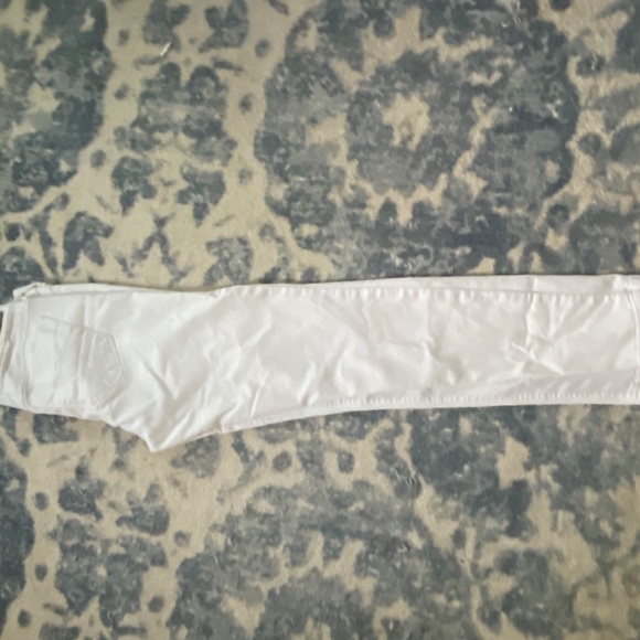 White jeans - Picture 5 of 6